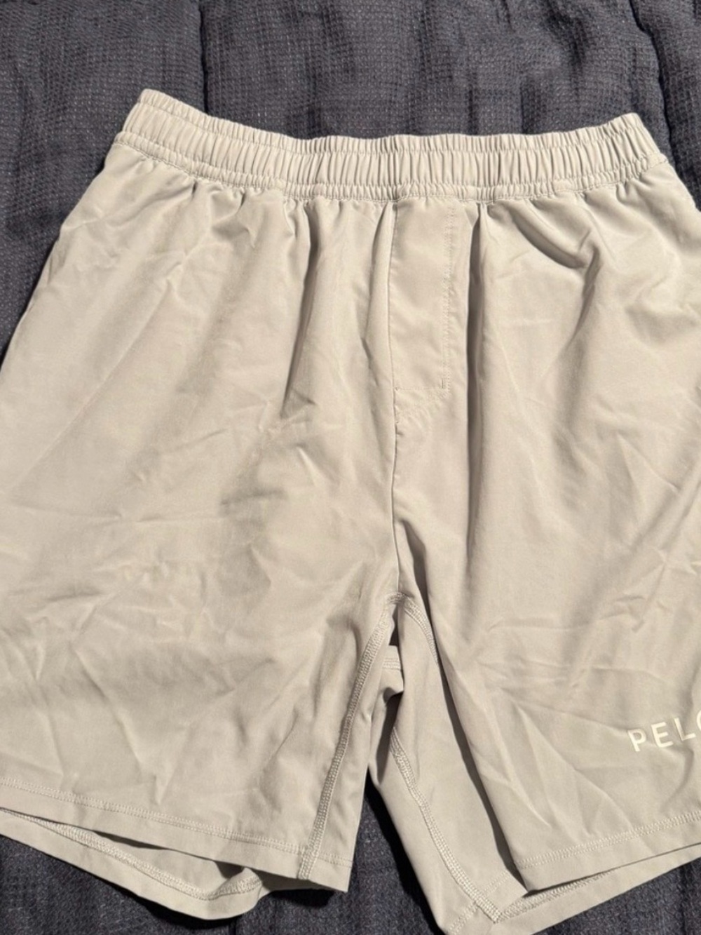 5 pair of short bundle. Lululemon, UA, or peloton brand. All size large - Picture 5 of 6